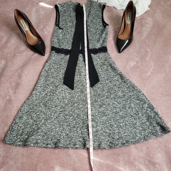 Monteau Stretch Dress with Bow Tie - Picture 4 of 9